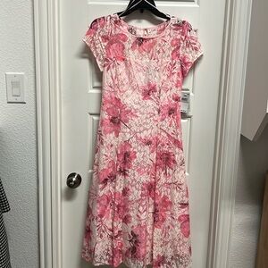 NWT SLNY Dress